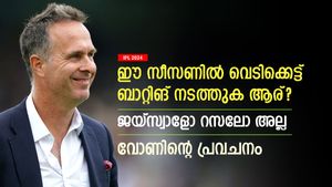   IPL 2024: ആരാവും ഇത്തവണത്തെ വെടിക്കെട്ട് താരം? അവന്‍ ഞെട്ടിക്കും- വോണിന്റെ പ്രവചനം