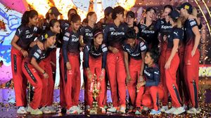   WPL 2024: വനിതാ ടീം കപ്പടിച്ചു, പുരുഷ ടീമിന് എപ്പോള്‍ സാധിക്കും? വിജയ് മല്യയുടെ സന്ദേശം