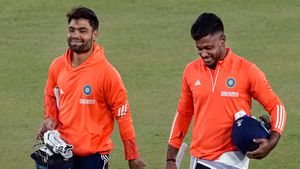   T20 World Cup: ടി20 ലോകകപ്പ് കളിക്കണോ? ഇവര്‍ക്ക് ഐപിഎല്ലില്‍ കസറണം-ഇന്ത്യക്കാര്‍ ആരൊക്കെ?