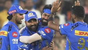 IPL 2024: രോഹിത് രോഹിത്..! മുന്‍ നായകന് ആര്‍പ്പുവിളിച്ച് ഗ്യാലറിയില്‍ ആരാധകര്‍; നാണംകെട്ട് ഹാര്‍ദ്ദിക് പാണ്ഡ്യ