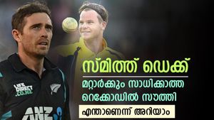   സ്മിത്ത് ഡെക്കിന് പുറത്ത്, ഇങ്ങനെയൊരു മടക്കം ഇതാദ്യം! അഭിമാന നേട്ടത്തില്‍ ടിം സൗത്തി