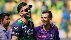    IPL 2024: കോലിയും ഗില്ലുമല്ല, ഇത്തവണ ഓറഞ്ച് ക്യാപ് അവന്- ചഹാലിന്റെ പ്രവചനം ഇതാ