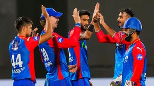  IPL 2024: പൊരുതി വീണ് ജിടി, ഡല്‍ഹിക്ക് ത്രില്ലിങ് ജയം; ഹീറോയായി മുകേഷ്