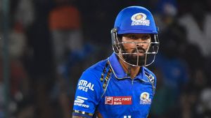   IPL 2024: ഹാര്‍ദിക് എന്തിന് ടീമില്‍? വീണ്ടും ഫ്‌ളോപ്പ്; ലോകകപ്പ് ടീമിലും വേണ്ട! ട്രോളി ഫാന്‍സ്