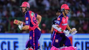  IPL 2024: എറിഞ്ഞിട്ട് സന്ദീപ്, തല്ലിപ്പറത്തി ജയ്‌സ്വാള്‍; മുംബൈയെ നാണംകെടുത്തി രാജസ്ഥാന്‍
