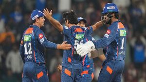   IPL 2024: യഷ് താക്കൂറിന് 5 വിക്കറ്റ്, നാണംകെട്ട് ഗുജറാത്ത്, ലഖ്‌നൗവിന് തകര്‍പ്പന്‍ ജയം