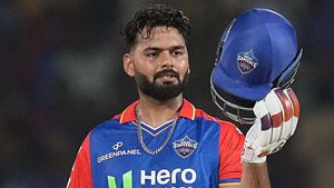 IPL 2024: പന്തിന്റെ ലോകകപ്പ് മോഹങ്ങള്‍ക്ക് തിരിച്ചടി; താരം പരുക്കിന്റെ പിടിയില്‍? ആശങ്ക പങ്കിട്ട് മുന്‍ താരം