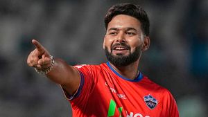 T20 World Cup 2024: റിഷഭിനെ ടീമില്‍ 'ലോക്ക്' ചെയ്യൂ, രണ്ടാം വിക്കറ്റ് കീപ്പറാര്? ഗില്ലി പറയും