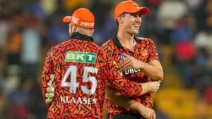 IPL 2024: 74 റണ്ണിനിടെ 6 വിക്കറ്റ്! കിടു ക്യാപ്റ്റന്‍, റോയല്‍സിനെ തീര്‍ത്ത കമ്മിന്‍സിന്‍റെ  തന്ത്രം 