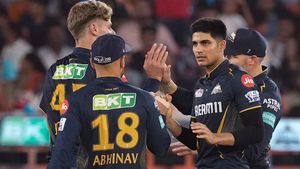 IPL 2024: ജിടി- കെകെആര്‍ പോര് മഴയെടുത്തു, പ്ലേഓഫ് കാണാതെ ജിടി പുറത്ത്!
