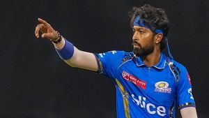   IPL 2024: ഒറ്റപ്പെട്ട് ഹാര്‍ദിക്, പിന്തുണക്കാന്‍ ആളില്ല! തിരിഞ്ഞുനോക്കാതെ രോഹിത്- വീഡിയോ