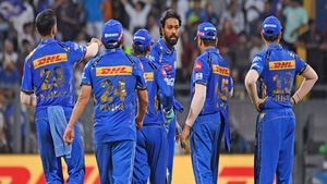    IPL 2024: ലഖ്‌നൗ ചതിച്ചു, ഹൈദരാബാദിന് വമ്പന്‍ ജയം; പണി കിട്ടിയത് മുംബൈക്ക്! നാണക്കേട്