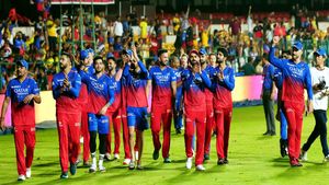   IPL 2024: പ്ലേ ഓഫില്‍ ആര്‍സിബിയുടെ എതിരാളിയാര്? തീരുമാനം ഇന്നറിയാം; സാധ്യതകള്‍ ഇങ്ങനെ