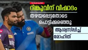   T20 World Cup 2024: റിങ്കു പൊട്ടിക്കരഞ്ഞു, ആശ്വസിപ്പിക്കാന്‍ ഓടിയെത്തി രോഹിത്! വീഡിയോ വൈറല്‍