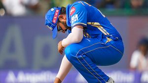   IPL 2024: ഇത് അവസാന സീസണ്‍, രോഹിത് വിരമിക്കും? അഭിഷേകിനോട് പറഞ്ഞു! വീഡിയോ വൈറല്‍