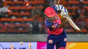   IPL 2024: രാജസ്ഥാന്റെ വില്ലന്‍ പവലല്ല, അത് സഞ്ജു, എന്തുകൊണ്ട് അതിന് തയ്യാറായി? വിമര്‍ശനം