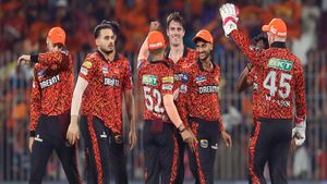    IPL 2024: ഇതിനാണോ രാജസ്ഥാനെ തോല്‍പ്പിച്ചേ? ഇത്രയും വെറുപ്പിച്ച ഫൈനലില്ല! ട്രോള്‍ പൂരം