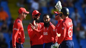 T20 World Cup 2024: ഒമാന്‍ ചാരം, 101 പന്ത് ബാക്കിയാക്കി ജയിച്ച് ഇംഗ്ലണ്ട്; സൂപ്പര്‍ 8 പ്രതീക്ഷ