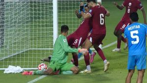 World Cup Qualifier: ഇതെങ്ങനെ ഗോള്‍? കണ്ണടച്ച് റഫറി, ഇന്ത്യന്‍ സ്വപ്‌നം തകര്‍ത്ത് ഖത്തര്‍! വീഡിയോ