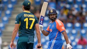 T20 World Cup 2024: അടിയോടടി, കംഗാരുക്കളെ 'ഫ്രൈ' ആക്കി ഹിറ്റ്മാന്‍! ഇന്ത്യക്കു സെമി ടിക്കറ്റ്