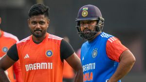    T20 World Cup 2024: സഞ്ജു വെറും കാഴ്ചക്കാരനോ? വീണ്ടും തഴഞ്ഞു! രോഹിത്തിനെതിരേ ആരാധകര്‍