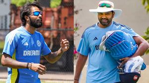 T20 World Cup 2024: 4 സിക്‌സ്, 2 ഫോര്‍, നെറ്റ്‌സില്‍ ഹാര്‍ദിക്കിനെ തീര്‍ത്ത് രോഹിത്! ഇത്ര കലിപ്പോ?