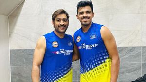 IND vs SL: ഇന്ത്യയെ തീക്ഷണ തീര്‍ക്കുമോ? എങ്കില്‍ വില്ലന്‍ ധോണി തന്നെ! കാരണം ആ ഉപദേശം