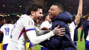 Euro Cup 2024: റോണോയുടെ സ്വപ്‌നം പോസ്റ്റിലിടിച്ചു! വിനയായത് ആ അബദ്ധം?  ഫ്രാന്‍സ് സെമിയില്‍