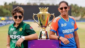 Womens Asia Cup: മിന്നിച്ച് മന്ദാന, പാക് ടീം ചാരം; അനായാസ ജയത്തോടെ ഇന്ത്യന്‍ 'പെണ്‍പട'