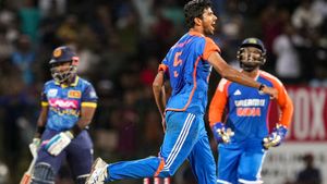   IND vs SL: ഹീറോയായി സൂര്യ, സൂപ്പര്‍ ഓവറില്‍ ഇന്ത്യക്ക് ജയം; പരമ്പര തൂത്തുവാരി