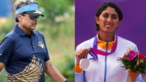   Olympics 2024: ഗോള്‍ഫില്‍ ഇന്ത്യ മെഡല്‍ നേടും, അദിതി അശോക് പ്രതിഭ; പ്രശംസിച്ച് കപില്‍ ദേവ്