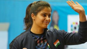 Olympics 2024: ഷൂട്ടിങ് റേഞ്ചില്‍ മെഡല്‍ പ്രതീക്ഷ! മനു ഭാക്കര്‍ ഫൈനലിലേക്ക്, ഫൈനല്‍ എപ്പോള്‍?