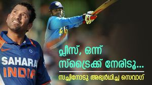 പാകിസ്താനെതിരേ മുട്ടിടിച്ച് സെവാഗ്! കാരണം അക്രം, രക്ഷിച്ചത് സച്ചിന്‍; അന്നു സംഭവിച്ചതറിയാം