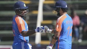 IND vs ZIM: സഞ്ജു പയറ്റിയത് റോയല്‍സിലെ തന്ത്രം! തന്നോടു പറഞ്ഞത് ഈ കാര്യം, വെളിപ്പെടുത്തി പരാഗ്