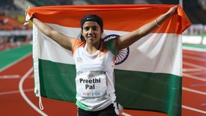 Paralympics 2024: വെള്ളിയിലേക്കു വെടിയുതിര്‍ത്ത് നര്‍വാള്‍! ട്രാക്കില്‍ മെഡലുമയി പ്രീതി, കുറിച്ചത് ചരിത്രം