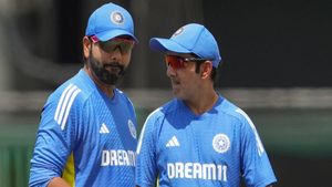    IND vs SL: ഇന്ത്യ ജയിച്ചേനെ, ടൈയിലൊതുക്കിയത് ഗംഭീറിന്റെ മണ്ടന്‍ പ്ലാന്‍! ആ പരീക്ഷണം പാളി