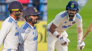    IND vs AUS: രാഹുലോ ശ്രേയസോ, 5ാം നമ്പറിലാര്? ഓസീസ് ടെസ്റ്റിനുള്ള ഇന്ത്യയുടെ ബെസ്റ്റ് 11 ഇതാ