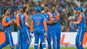   IND vs ENG: ഇന്ത്യക്ക് നാണമില്ലേ! ഹര്‍ഷിതിനെ എങ്ങനെ കളിപ്പിക്കും? വിമര്‍ശനം ശക്തം; വിവാദം
