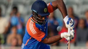   IND vs ENG: ഫ്‌ളോപ്പ്മാനായി സഞ്ജു, കാരണം കെസിഎ; സമ്മര്‍ദ്ദത്തിലാക്കി! രൂക്ഷ വിമര്‍ശനം