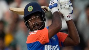   IND vs ENG: സഞ്ജുവിന് വമ്പന്‍ തിരിച്ചടി, നഷ്ടമായത് 12 സ്ഥാനങ്ങള്‍! തിരിച്ചുവരവ് ഇനി എളുപ്പമല്ല
