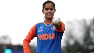 U19 Womens World Cup: ഹാട്രിക്കുമായി റെക്കോര്‍ഡിട്ട് വൈഷ്ണവി! മലേഷ്യയെ മുക്കി ഇന്ത്യ