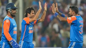  IND vs ENG: അവന്‍ ഇന്ത്യന്‍ ടീമിന്റെ നട്ടെല്ല്! പക്ഷെ മാനേജ്‌മെന്റ് തഴയുന്നു; വിമര്‍ശിച്ച് കൈഫ്