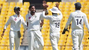 Ranji Final: വിദര്‍ഭ 379, പൊരുതിക്കയറി കേരളം; ലീഡ് പിടിക്കുമോ സച്ചിനും കൂട്ടരും