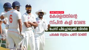     Ranji Trophy: പേസ് പിച്ചൊരുക്കി, സ്വയം പണി വാങ്ങി വിദര്‍ഭ; കരുത്തുകാട്ടി കേരളം