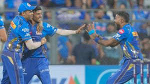 IPL 2025: വിക്കറ്റെടുത്തിട്ടും ചഹറിനെ മാറ്റി ഹാര്‍ദിക്!! കിടു ക്യാപ്റ്റന്‍സി, കെകെആര്‍ തരിപ്പണം