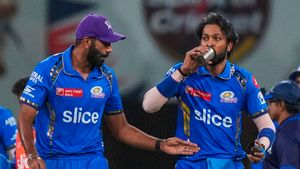   IPL 2025: ഏറ്റവും മികച്ച പേസ് കരുത്ത് ആര്‍ക്ക്? മുംബൈയല്ല തലപ്പത്ത്; ടോപ് 5 റാങ്കിങ് ഇതാ