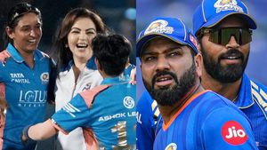    IPL 2025: ഡബ്ലുപിഎല്ലില്‍ മുംബൈ മുത്തം, ഐപിഎല്ലില്‍ കപ്പ് നേടുമോ? പ്രതീക്ഷയോടെ ആരാധകര്‍