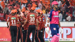  IPL 2025: റണ്‍മലക്ക് മുന്നില്‍ സഞ്ജുപ്പട വീണു, ഹൈദരാബാദിന് മിന്നും ജയം; ഇഷാനാണ് ഹീറോ