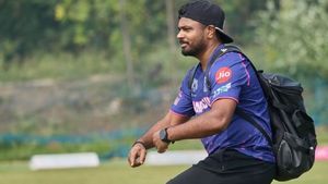 IPL 2025: സഞ്ജുവെത്തി!! റോയല്‍സ് ക്യാംപ് ആവേശത്തില്‍, ആദ്യ കളിയില്‍ ചെറിയൊരു ട്വിസ്റ്റ് ?
