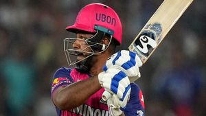    IPL 2025: സഞ്ജു ഇംപാക്ട് പ്ലയര്‍, ഓപ്പണറാക്കില്ല! ദ്രാവിഡിന് മറ്റൊരു പ്ലാന്‍; ഇത് കിടുക്കും
